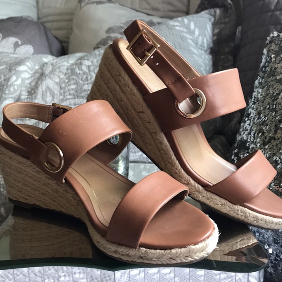 Vionic Shoes | Platforms | Poshmark
